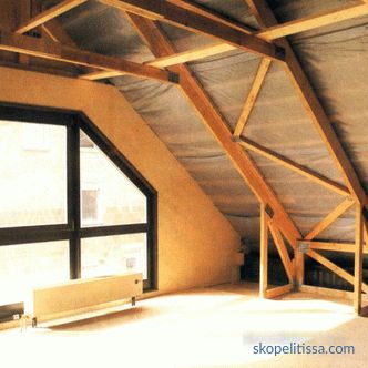 Dach z zawiasami: cechy konstrukcyjne, technologia budowlana